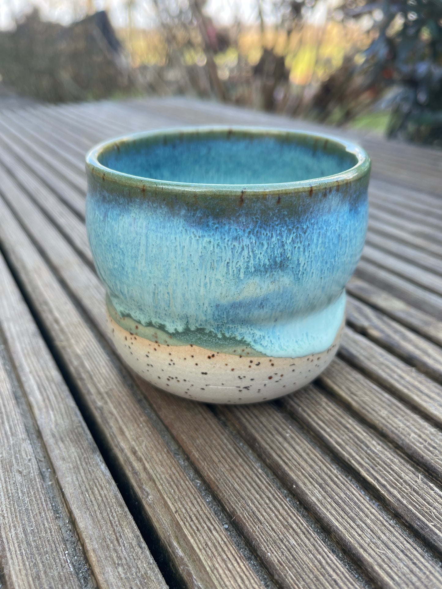 Curvy Cup Grüngranit